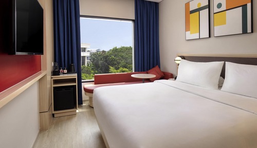 Standard Room, Larger Room Size - 1 Double Bed