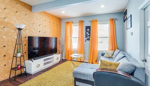 House (2 Bedrooms)