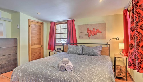 House (2 Bedrooms)