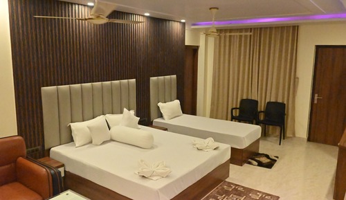 Premium Triple Room