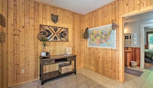 House (2 Bedrooms)