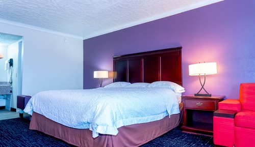 Standard Room, 1 King Bed, Non Smoking