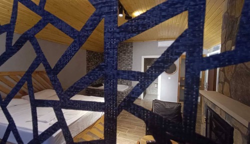 207 - Deluxe Jakuzili Somineli Nehir ve Dag Manzarali