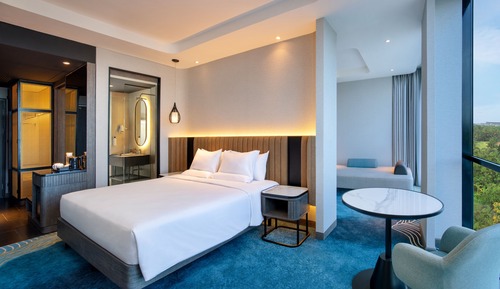 Junior Suite, 1 King Bed