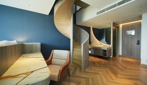 Suite (Klong San Duplex Pool)