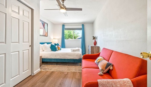 House, Multiple Beds, Hot Tub, Garden View (Margo Retreat)