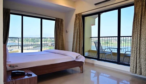 Executive Room