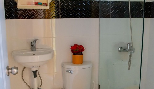 Standard Studio, 1 Bedroom, Ensuite, Partial Ocean View