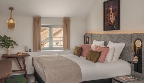 Executive Room