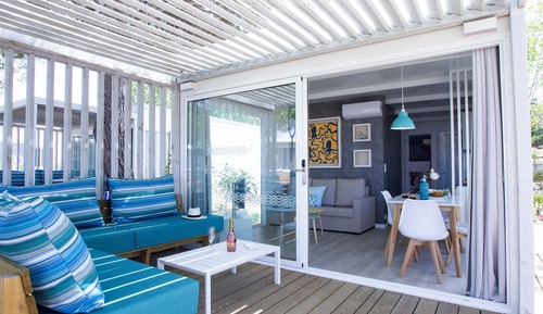 Deluxe Bungalow (1)