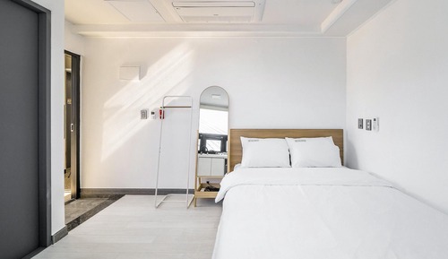 Basic Room, 1 Bedroom (301)