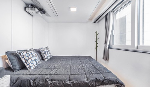 Basic Room, 1 Bedroom (501(Random))