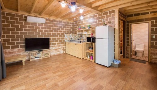 Room (Sol Wind)
