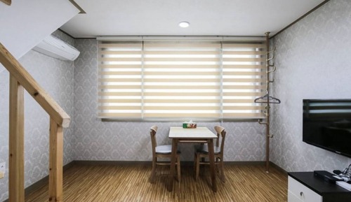 Room (Hesse 201)