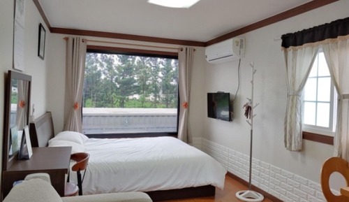 Room (10pyeong)