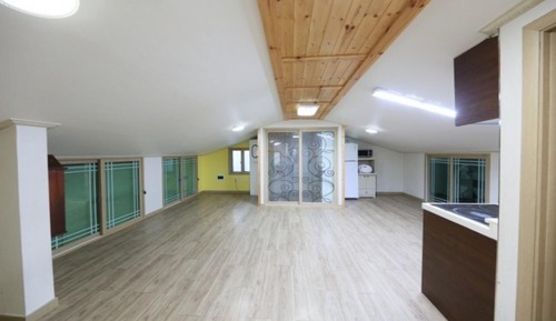 Room (Room 401 (Group Room))