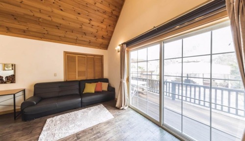 Room (Suite (Duplex))