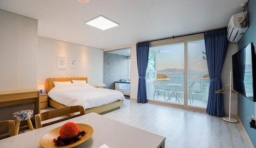 Room (Room 203 (Spa Ocean View))