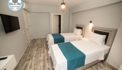 Standard Twin Room, Partial Sea View