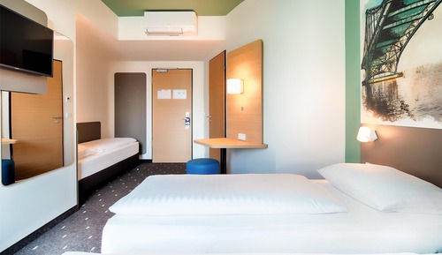 Triple Room