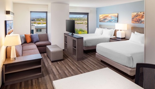 Studio Suite, Multiple Beds, Kitchen
