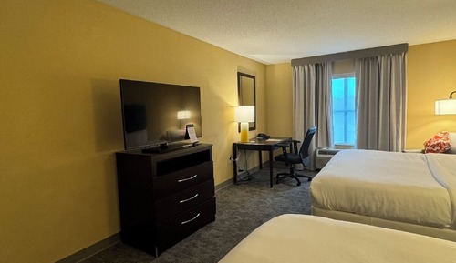 Room, 2 Queen Beds, Accessible, Non Smoking
