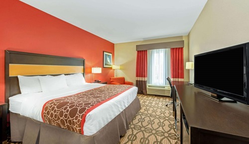 Room, 1 King Bed, Accessible, Non Smoking (Mobility)