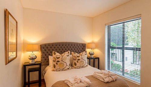 Apartment 9