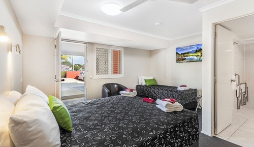 Accessible Twin Room 