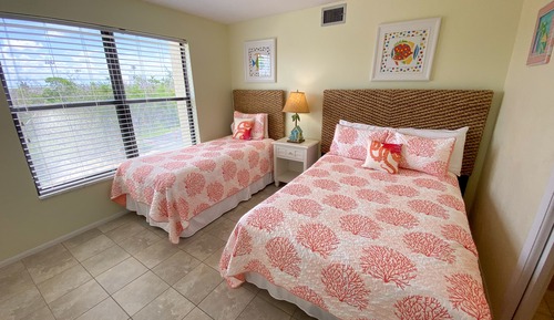 Standard Condo, 2 Bedrooms, 2 Bathrooms (waterfront)