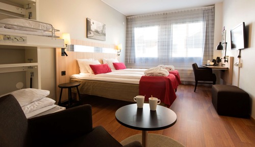 Family Room (Standard - Four)