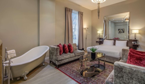 Junior Suite, 1 King Bed, Non Smoking