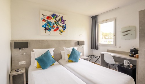 Twin Room