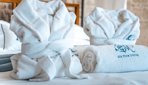 Superior Suite, 1 King Bed, Bathtub, Oceanfront