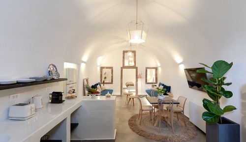 Junior Cave Suite with Caldera Sea Views