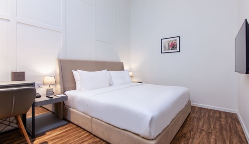 Deluxe King Room