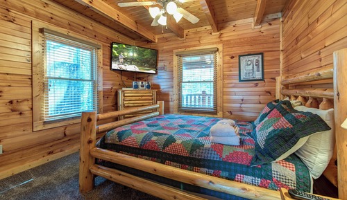 Studio (3 Bedrooms)