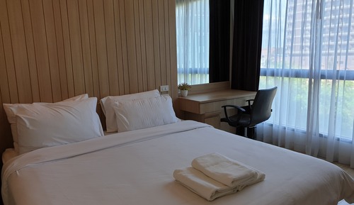 One Bedroom Apartment