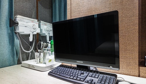 Room (Twin (high-spec PC in all rooms) (air)