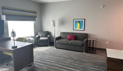 Room, 1 King Bed, Accessible (Mobility & Hearing, Roll-in Shower)