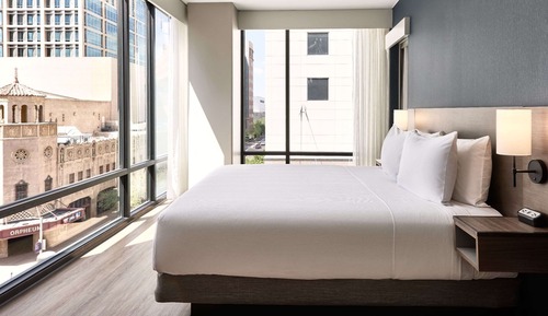 Suite, 1 King Bed with Sofa bed, Accessible (Shower)