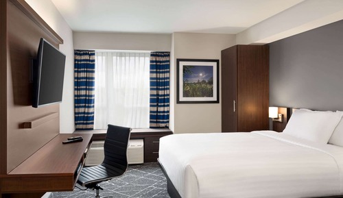 Room, 1 Queen Bed, Non Smoking (Efficiency)