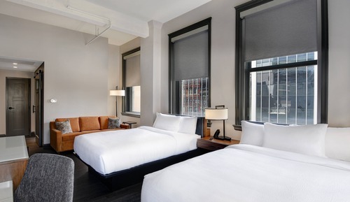 Room, 2 Queen Beds, City View (Hearing Accessible)