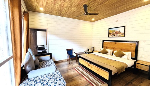 Super Deluxe Room