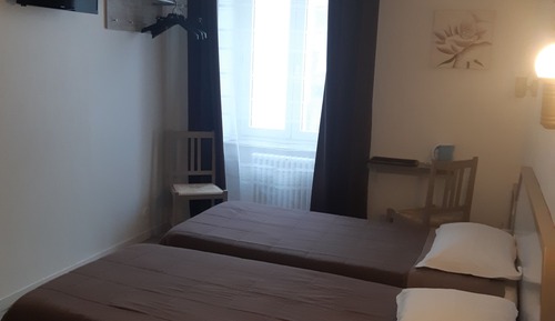 Standard Twin Room