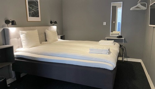 Standard Double Room, No Windows