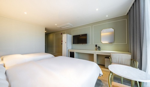 Room (BUSINESS TWIN)