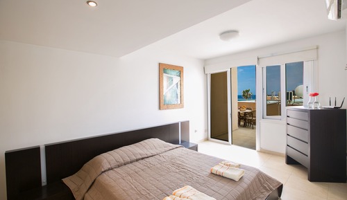 Apartment, 3 Bedrooms, Balcony, Ocean View