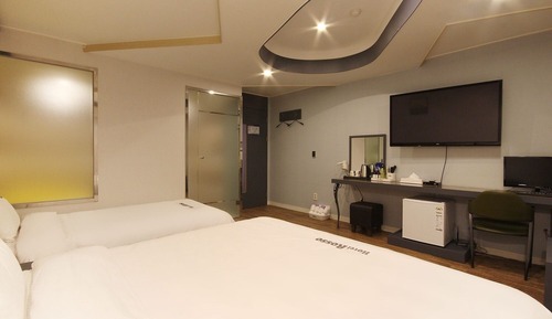 Room (VIP Twin (Free use of Netflix Apple D)