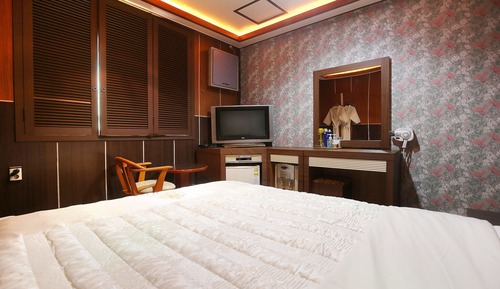 Room (Standard Room)